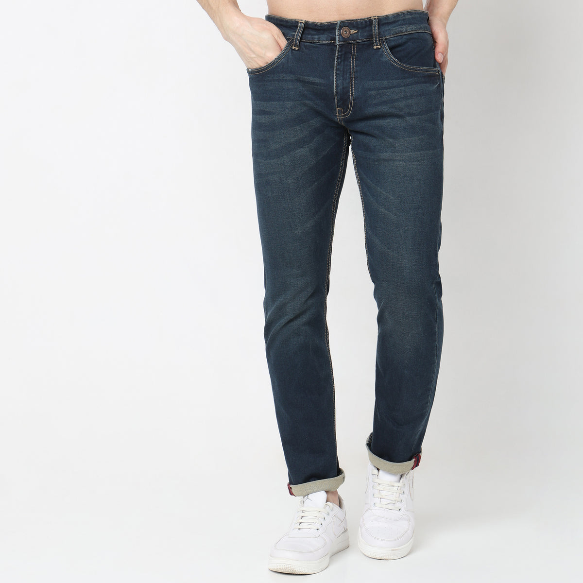 Straight Fit Solid Mid Rise Jeans