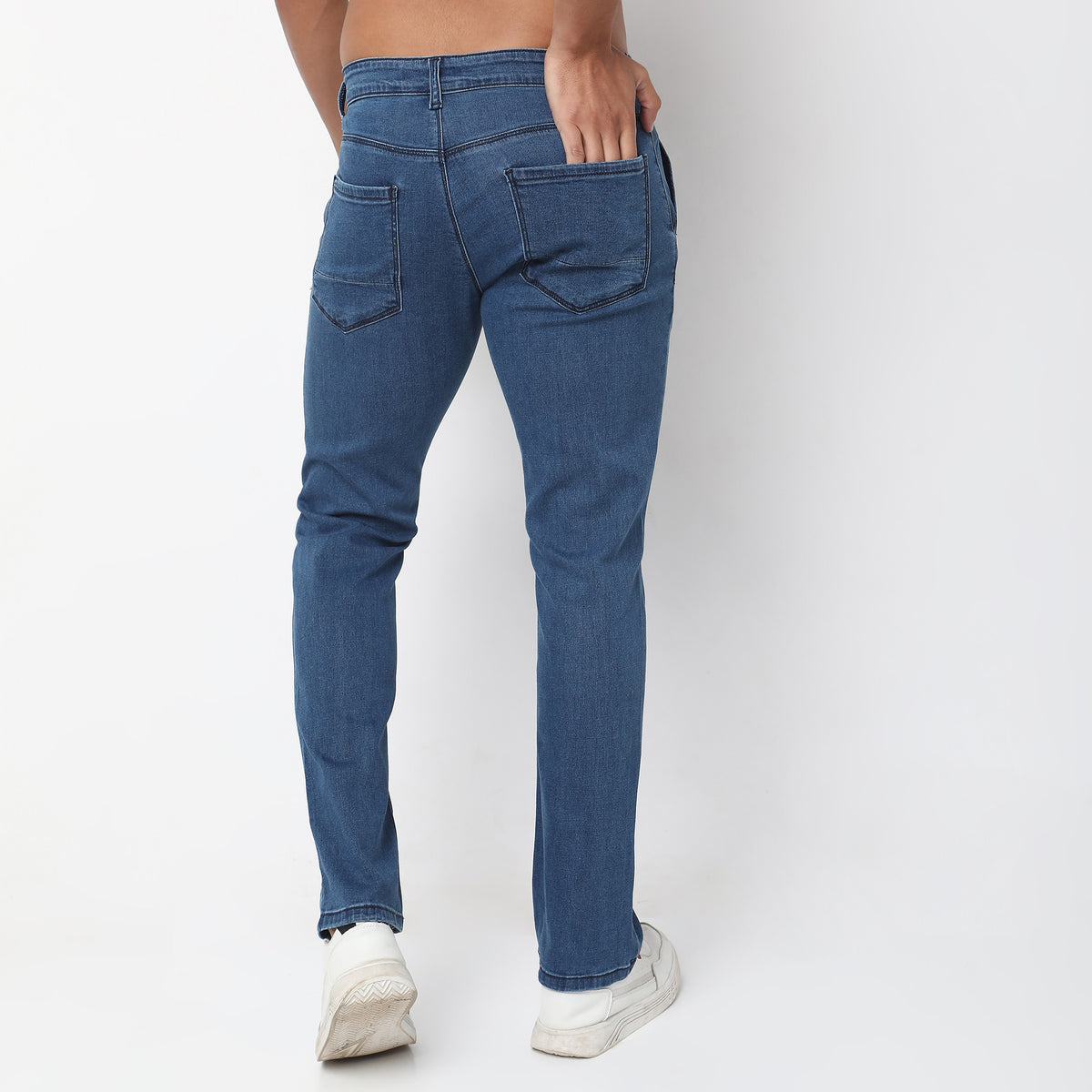 Straight Fit Solid Mid Rise Jeans