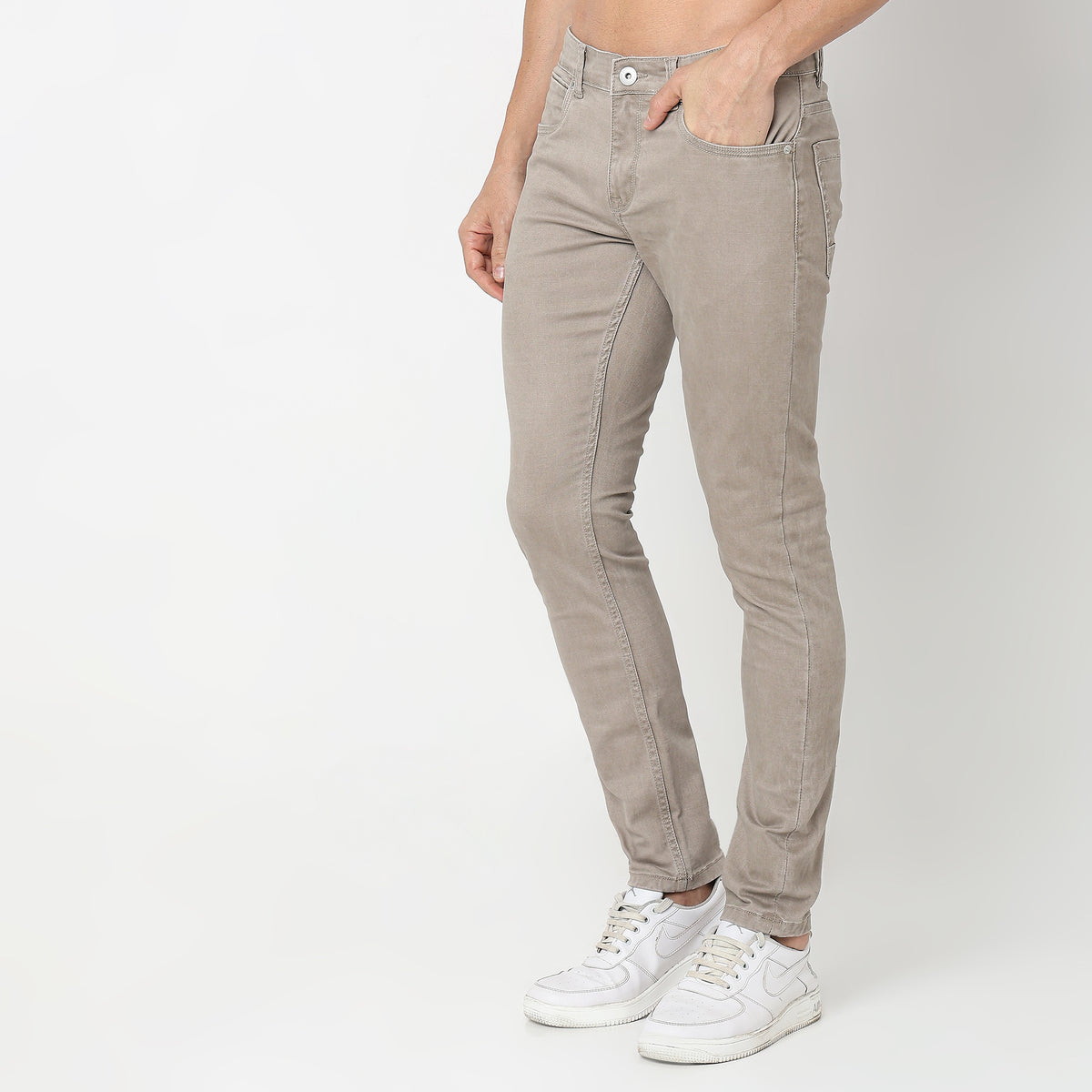 Straight Fit Solid Mid Rise Jeans