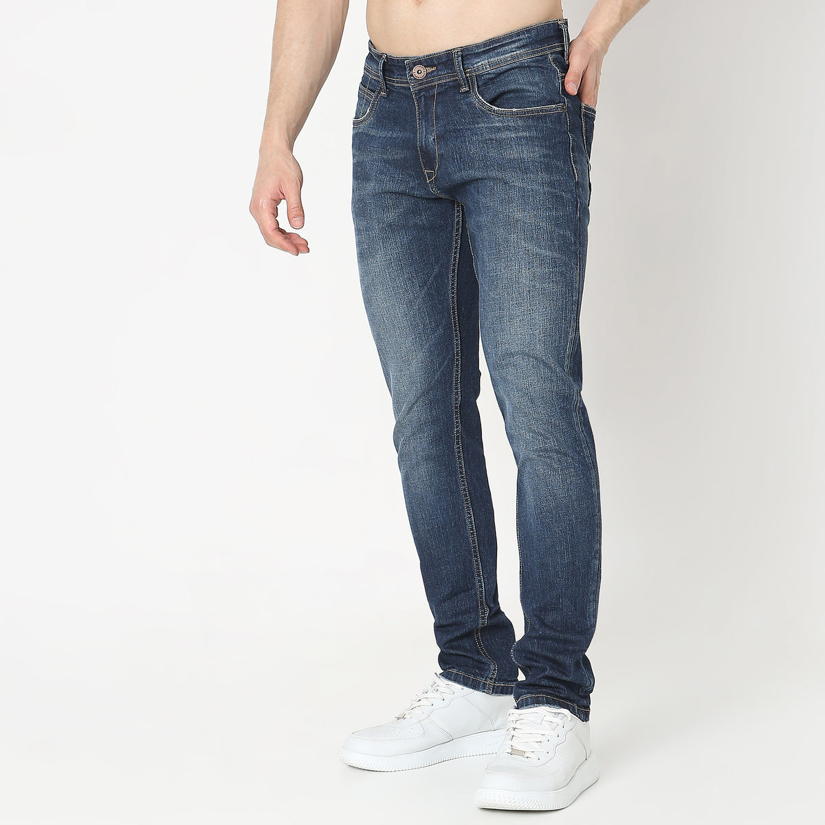 Slim Fit Solid Mid Rise Jeans