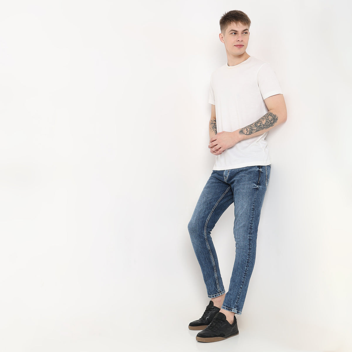 Skinny Comfort Solid Mid Rise Jeans