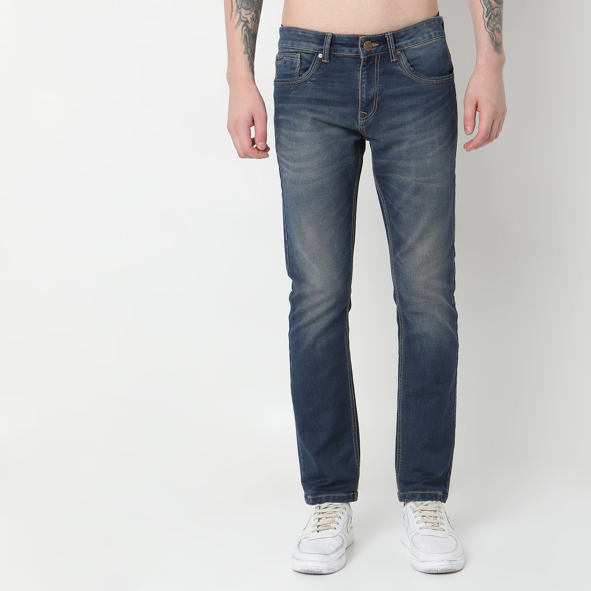 Straight Fit Solid Mid Rise Jeans