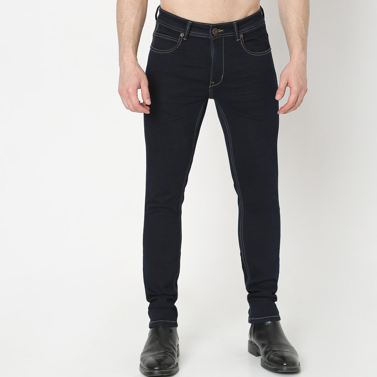 Slim Fit Solid Mid Rise Jeans