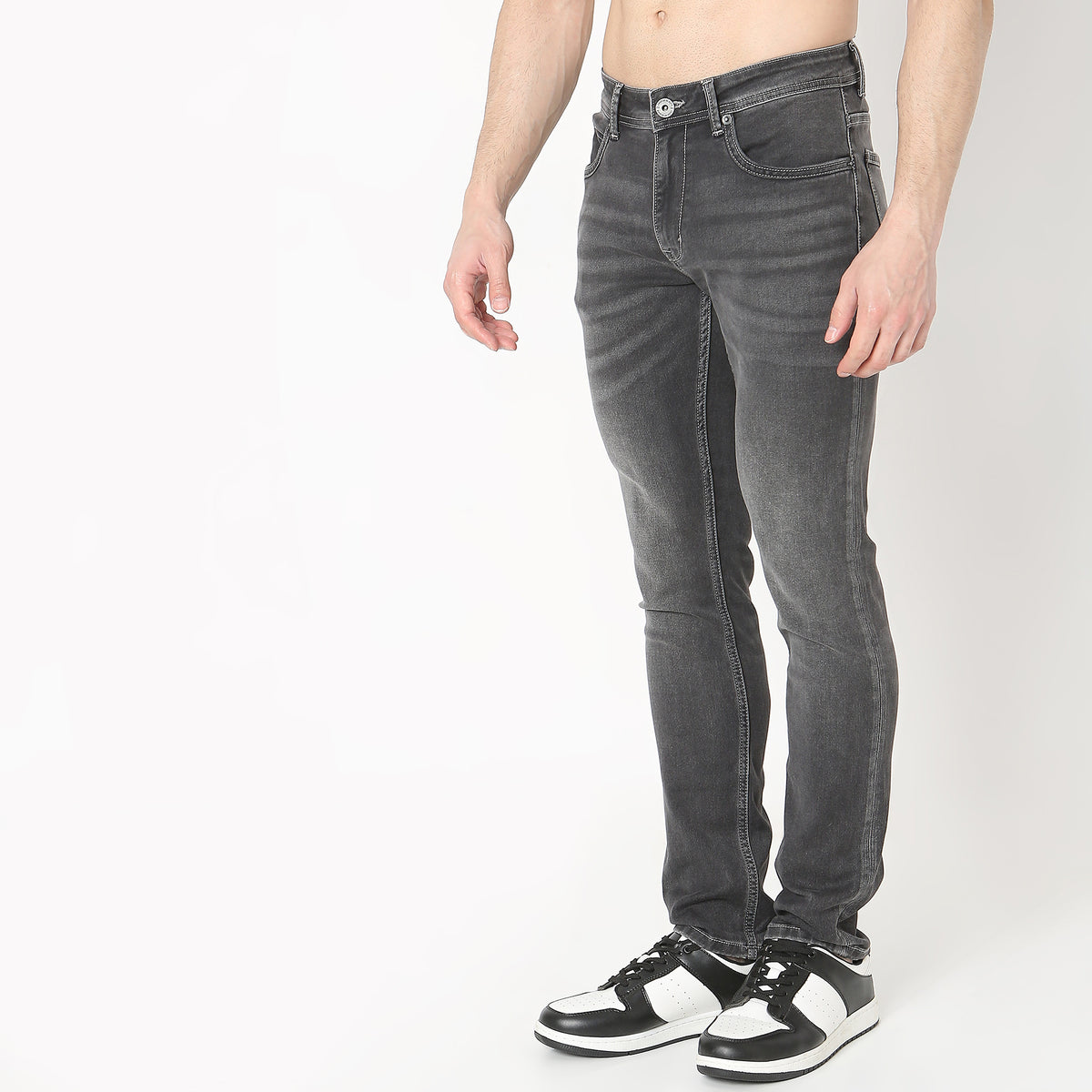 Slim Fit Solid Mid Rise Jeans