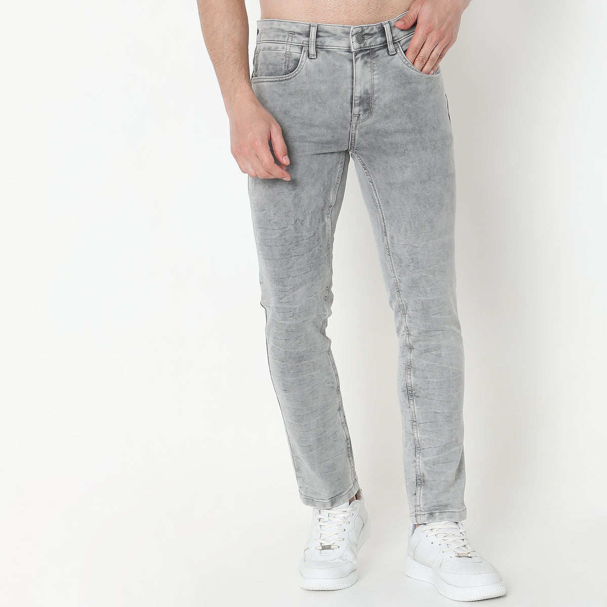 Slim Fit Solid Mid Rise Jeans