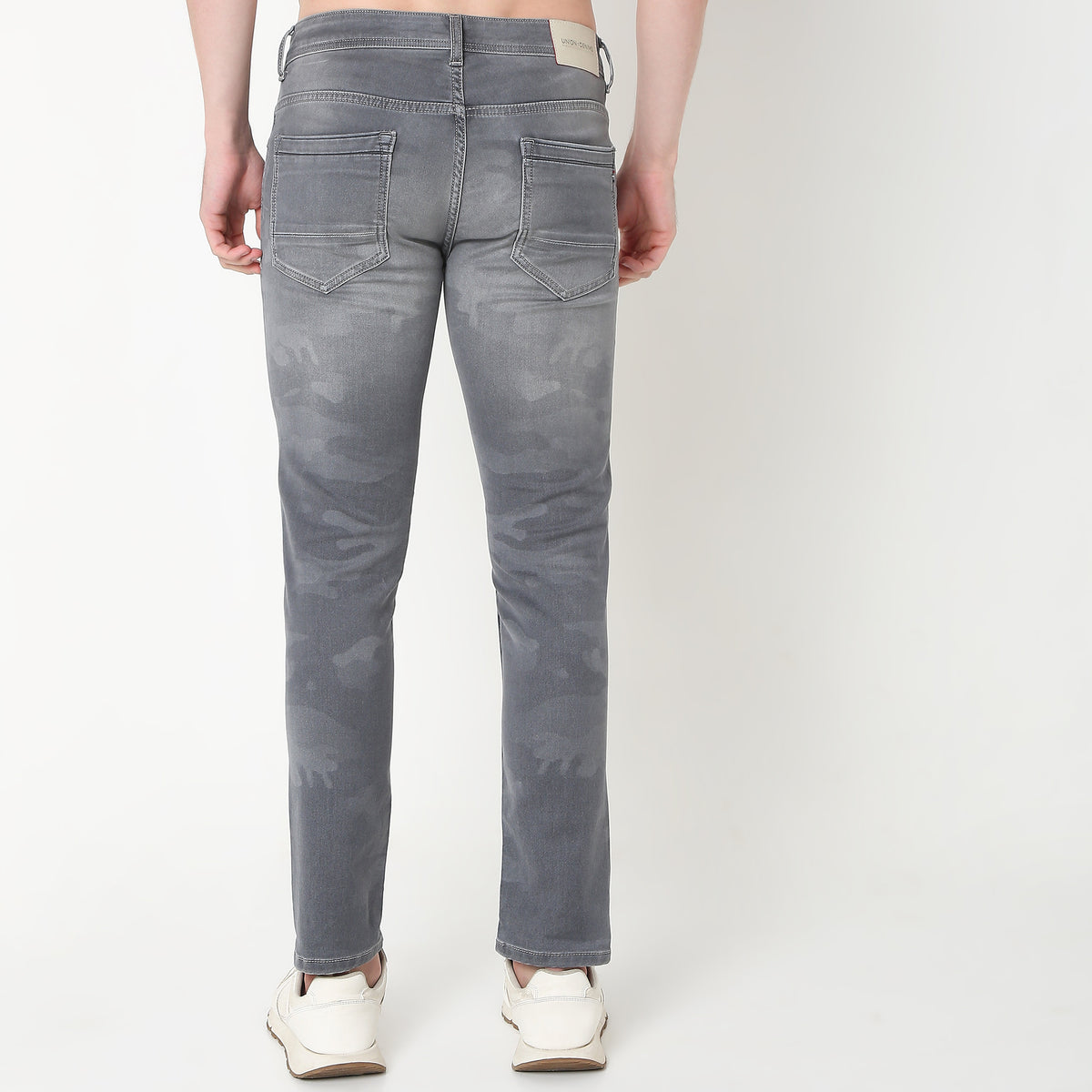 Slim Fit Solid Mid Rise Jeans