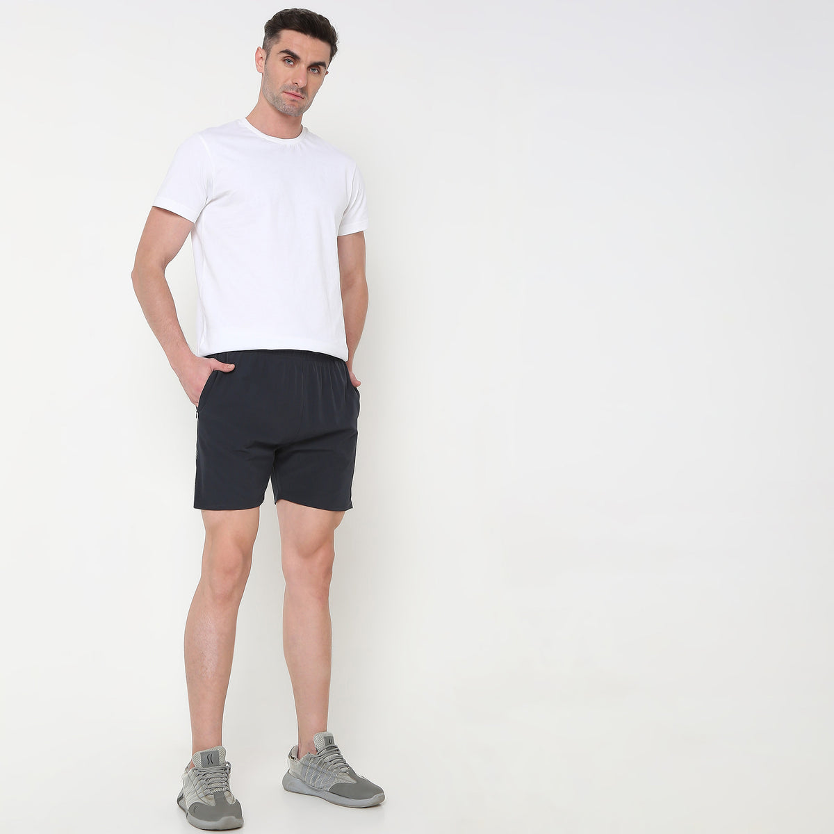 Regular Fit Solid Mid Rise Shorts