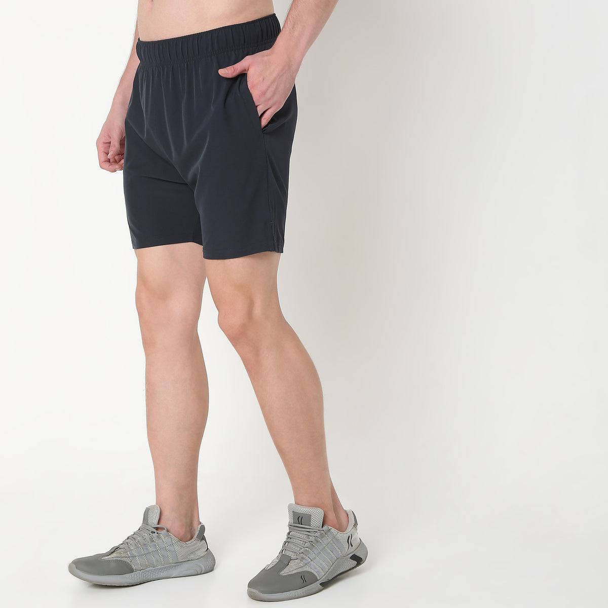 Regular Fit Solid Mid Rise Shorts