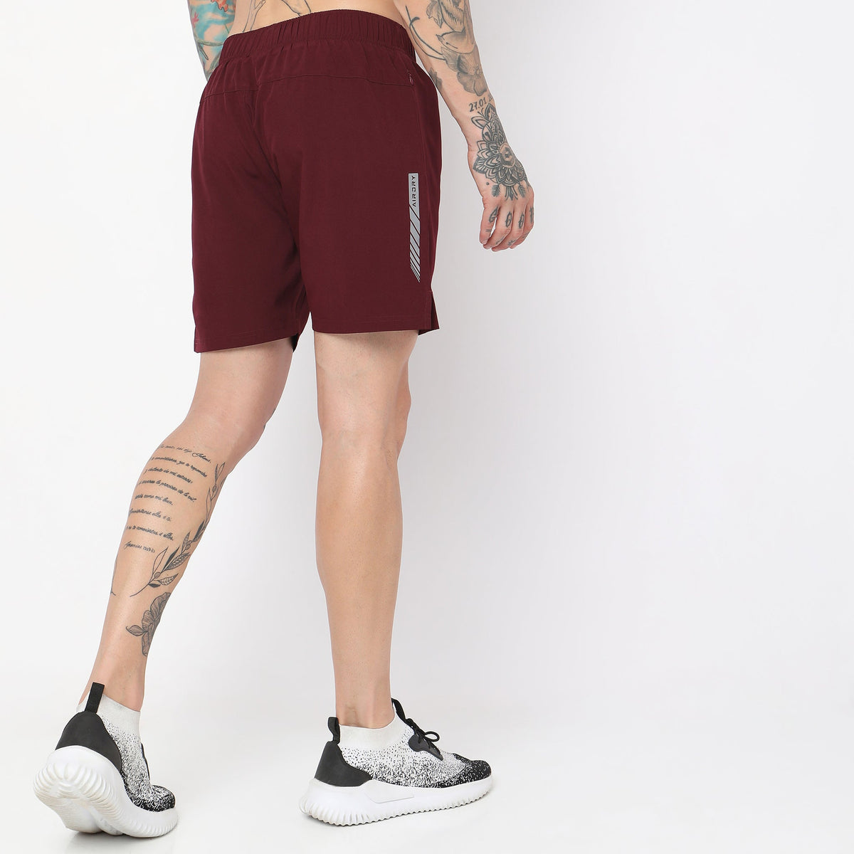 Regular Fit Solid Mid Rise Shorts