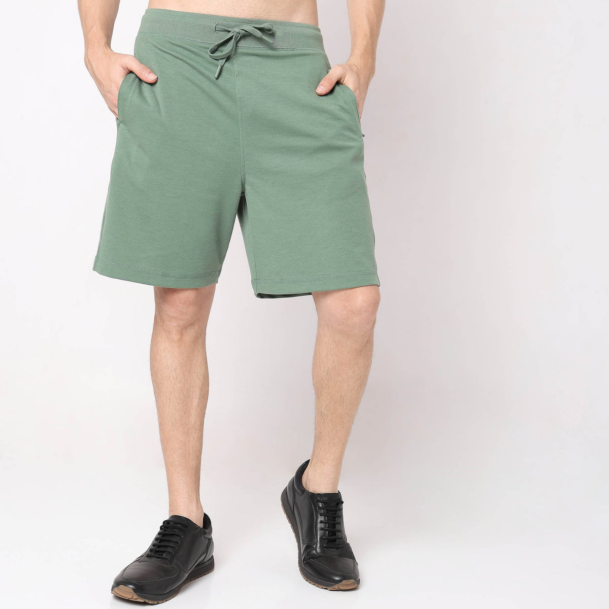 Regular Fit Solid Mid Rise Shorts