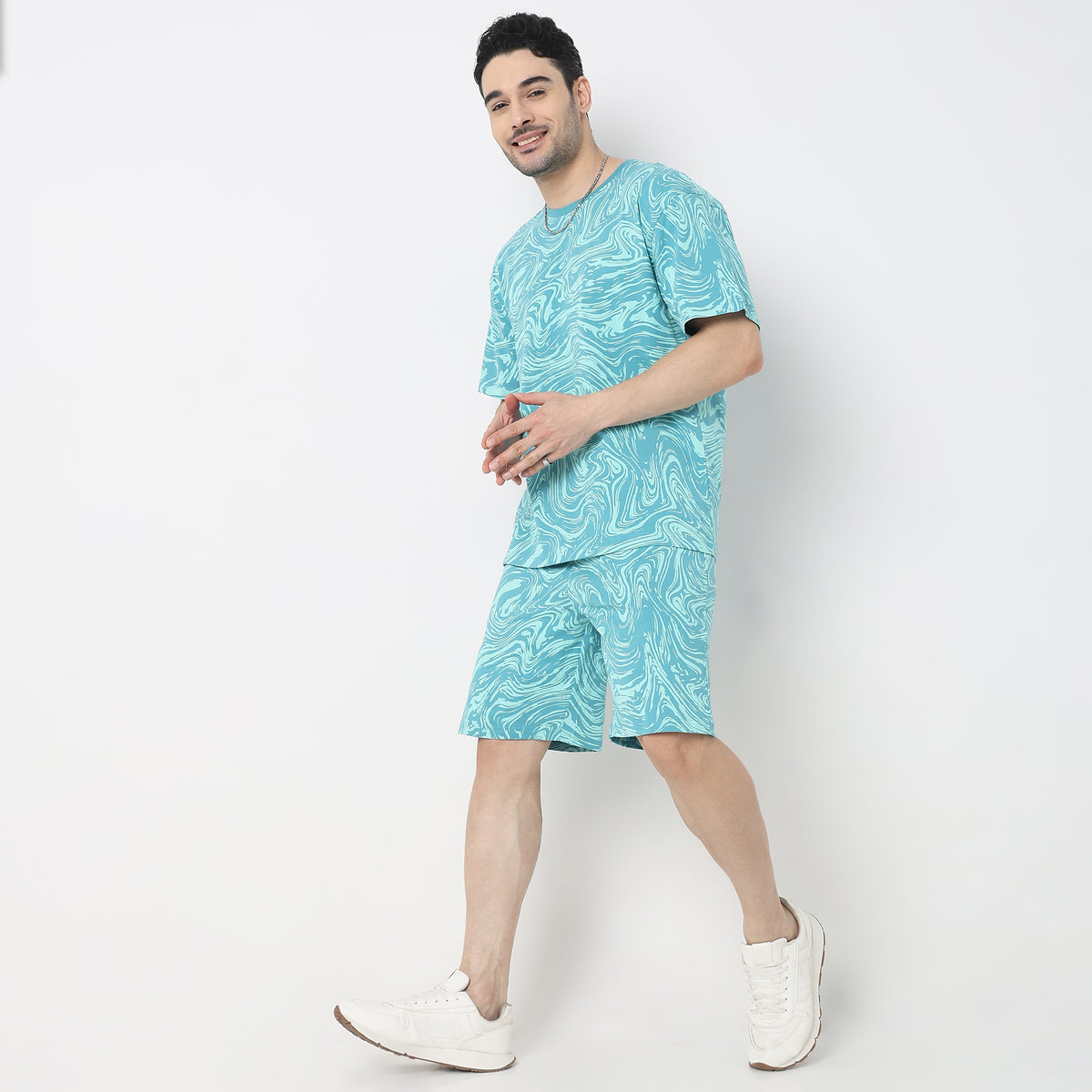 Regular Fit Printed Mid Rise Shorts