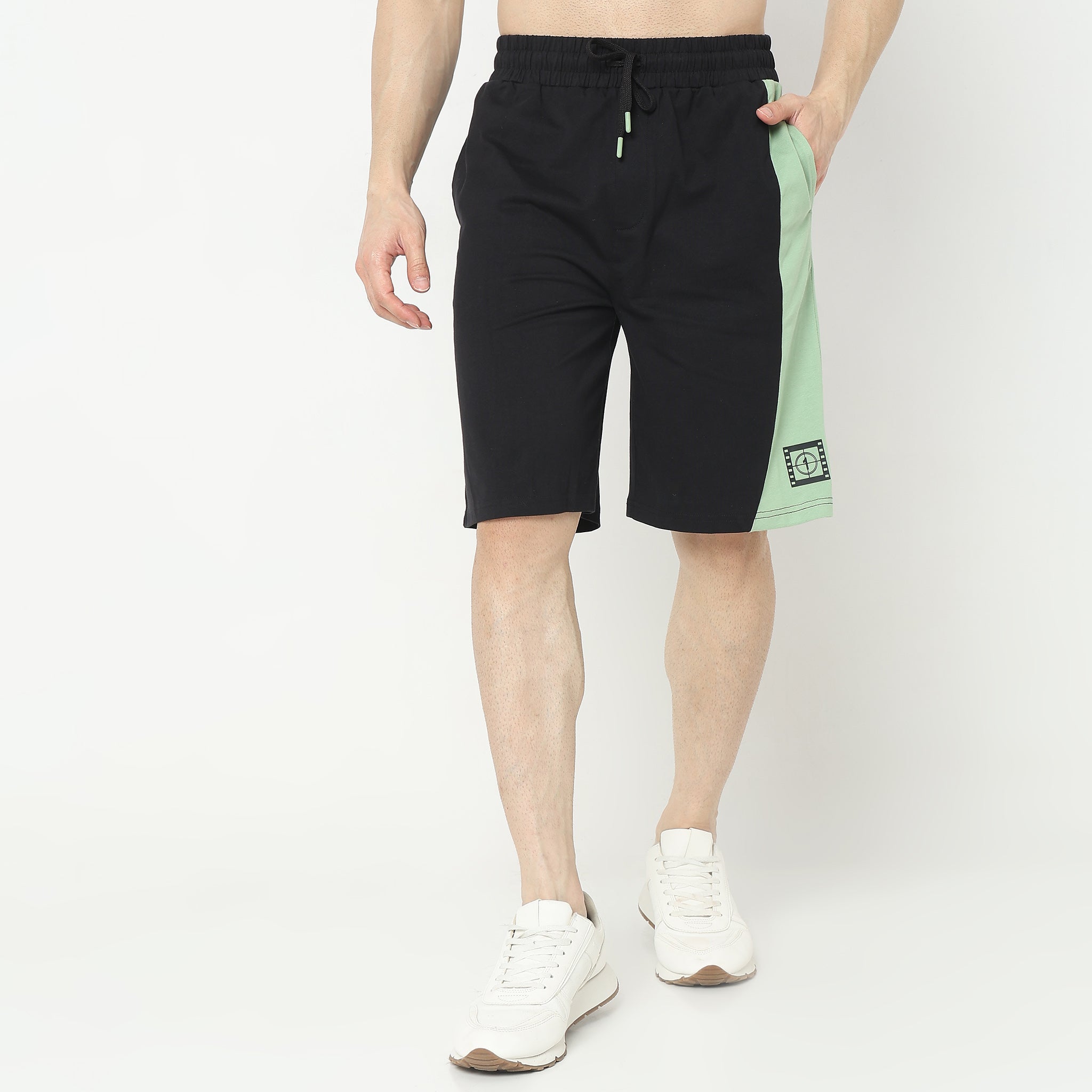 Regular Fit Color Block Mid Rise Shorts