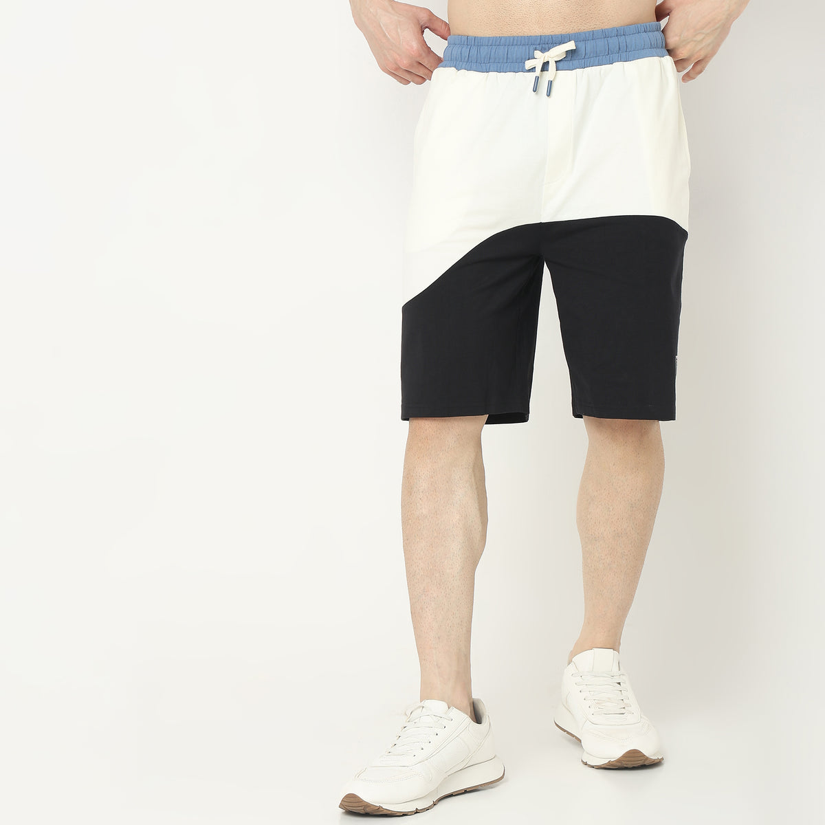 Regular Fit Color Block Mid Rise Shorts