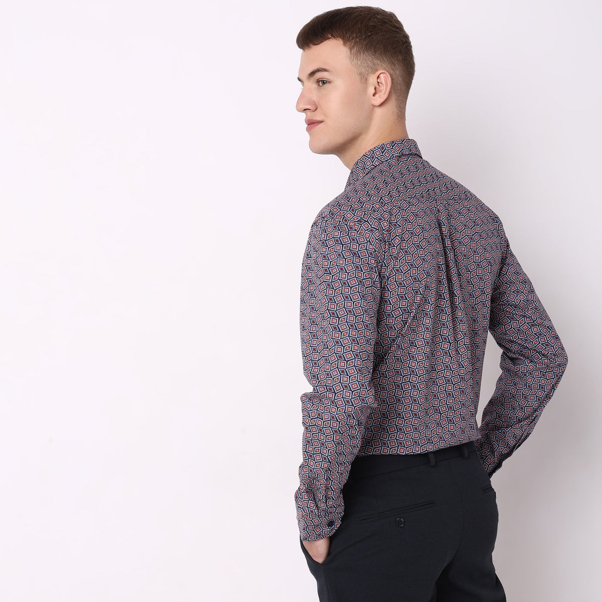 Men Wearing Regular Fit Printed Shirt