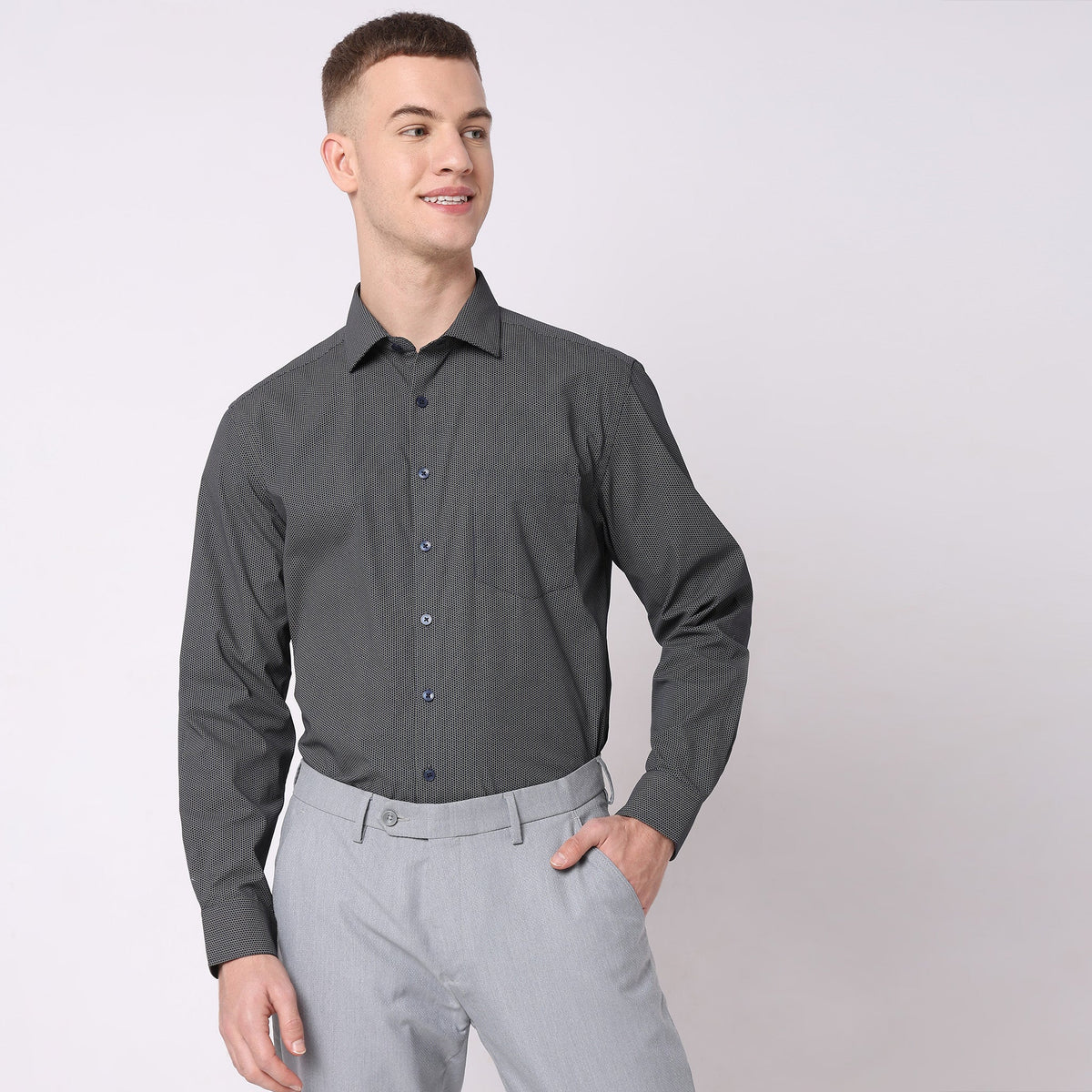 Men Wearing Regular Fit Printed Shirt