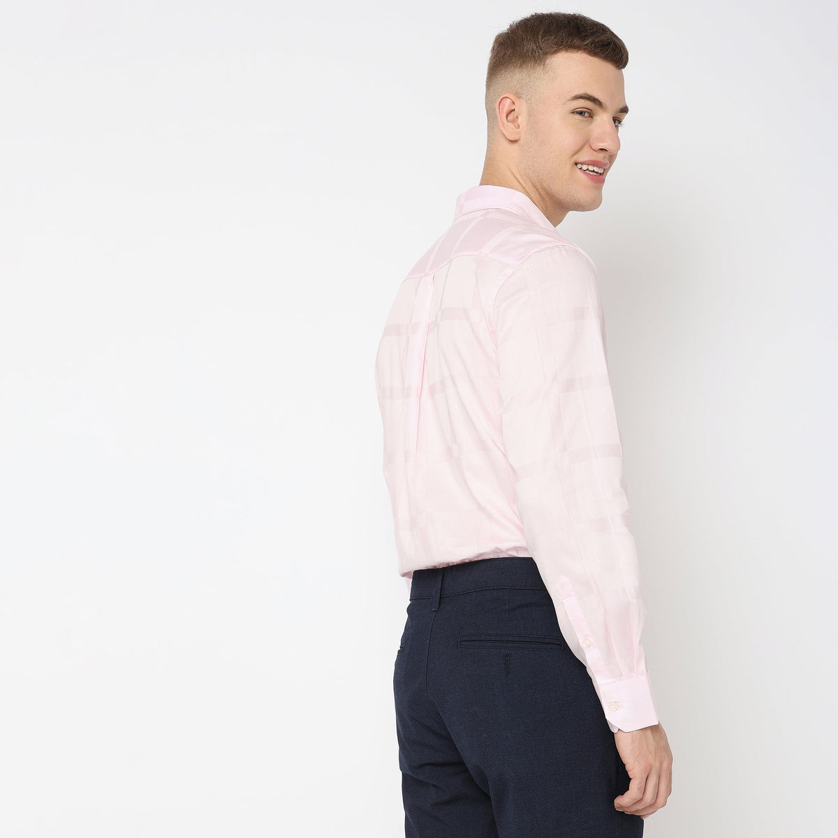 Men Wearing Regular Fit Solid Shirt