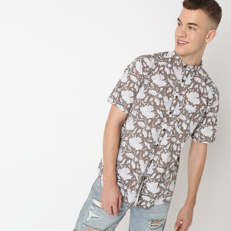 Men Wearing Regular Fit Printed Shirt