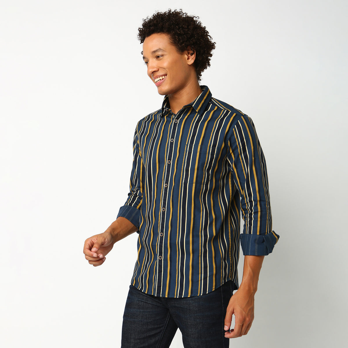 Men Wearing Slim Fit Striped Shirt