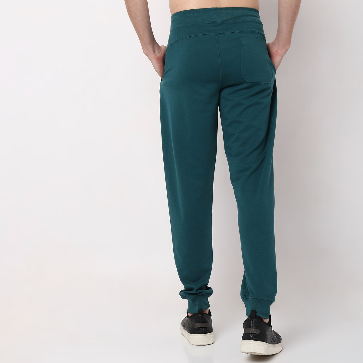 Regular Fit Solid Mid Rise Trackpants