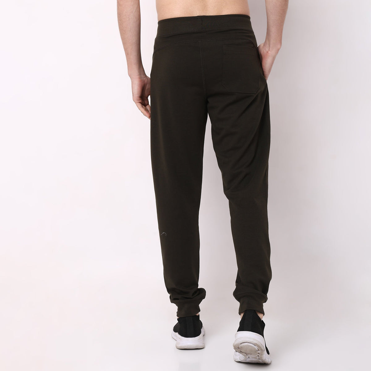 Regular Fit Solid Mid Rise Trackpants