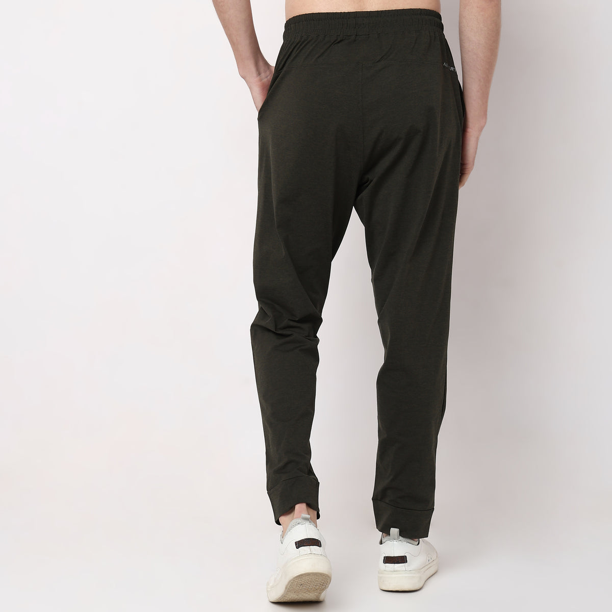 Regular Fit Solid Mid Rise Trackpants