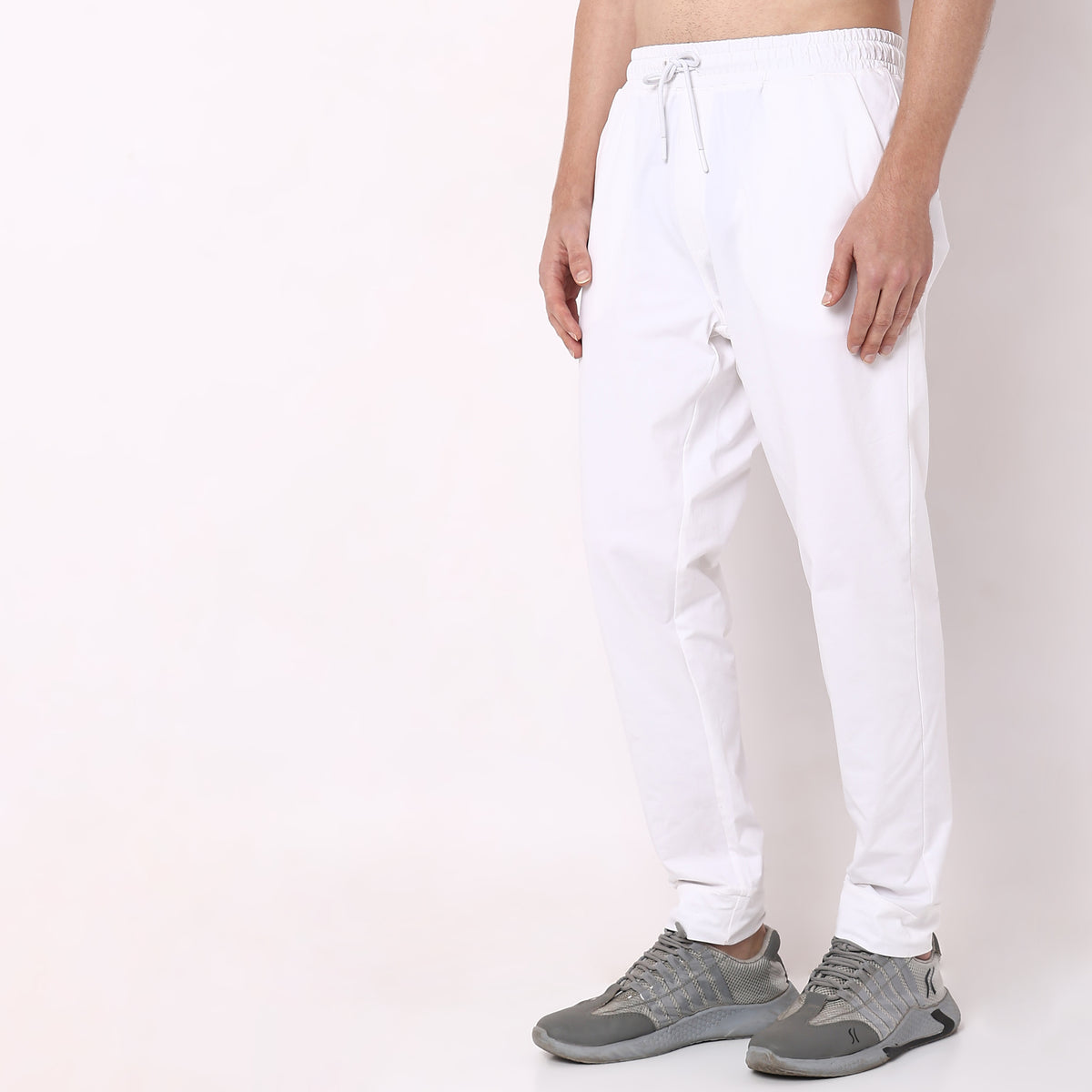 Regular Fit Solid Mid Rise Trackpants