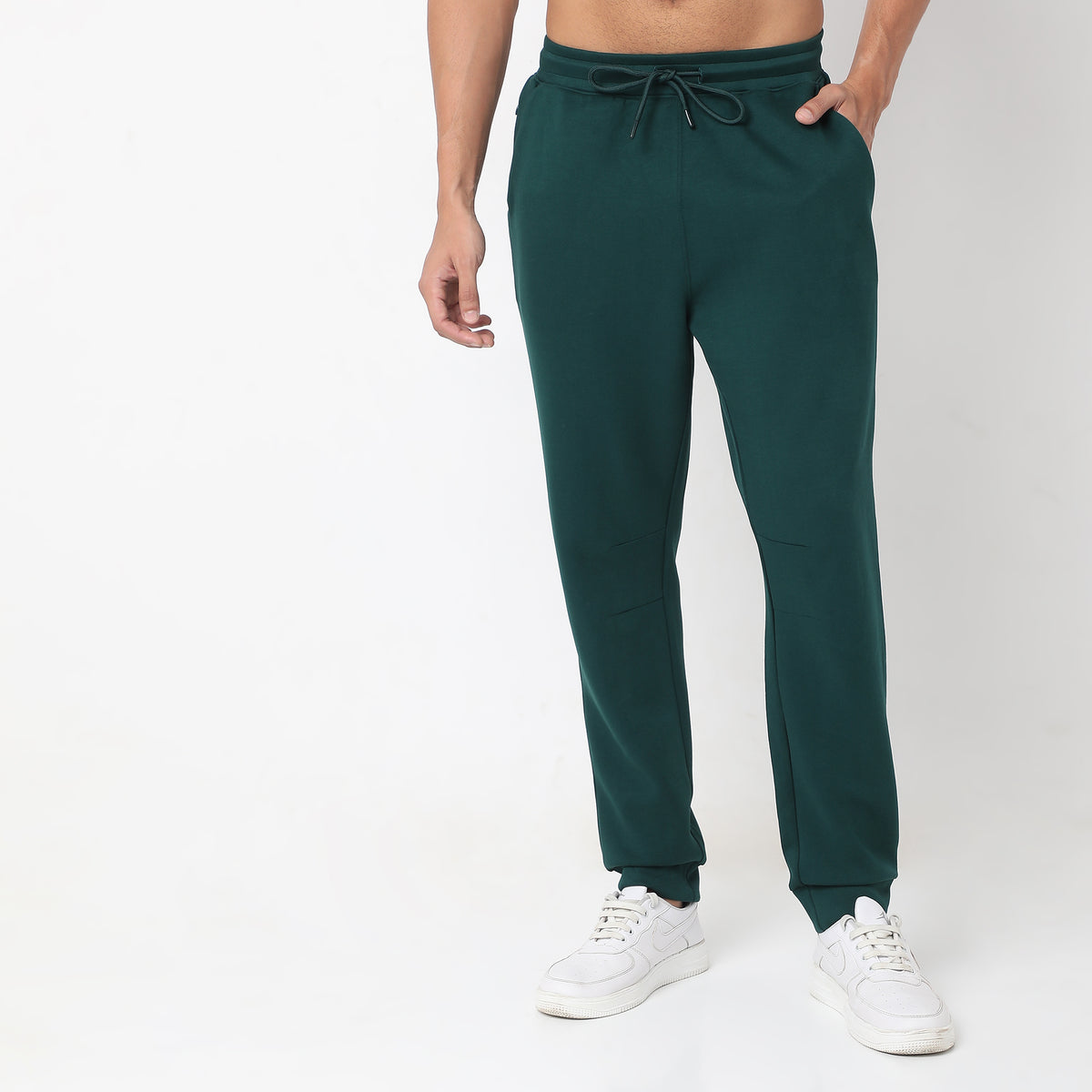 Regular Fit Solid Mid Rise Trackpants