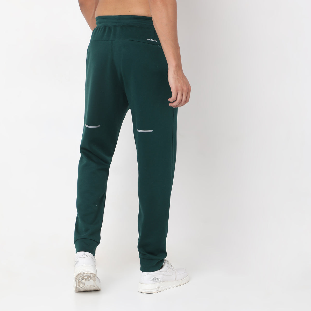 Regular Fit Solid Mid Rise Trackpants