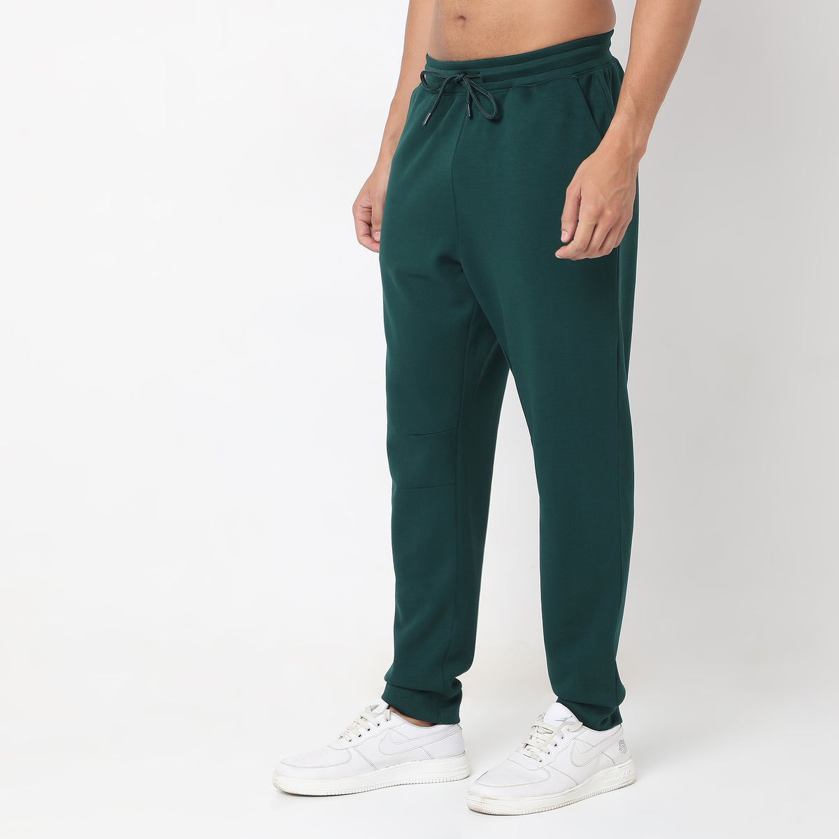 Regular Fit Solid Mid Rise Trackpants