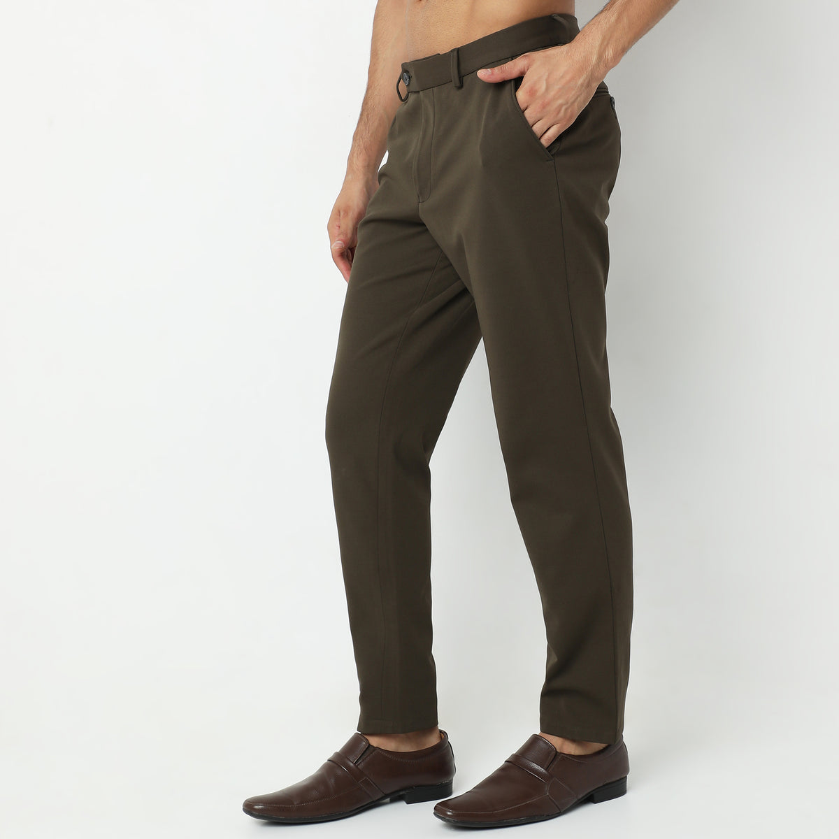 Regular Fit Solid Mid Rise Trousers