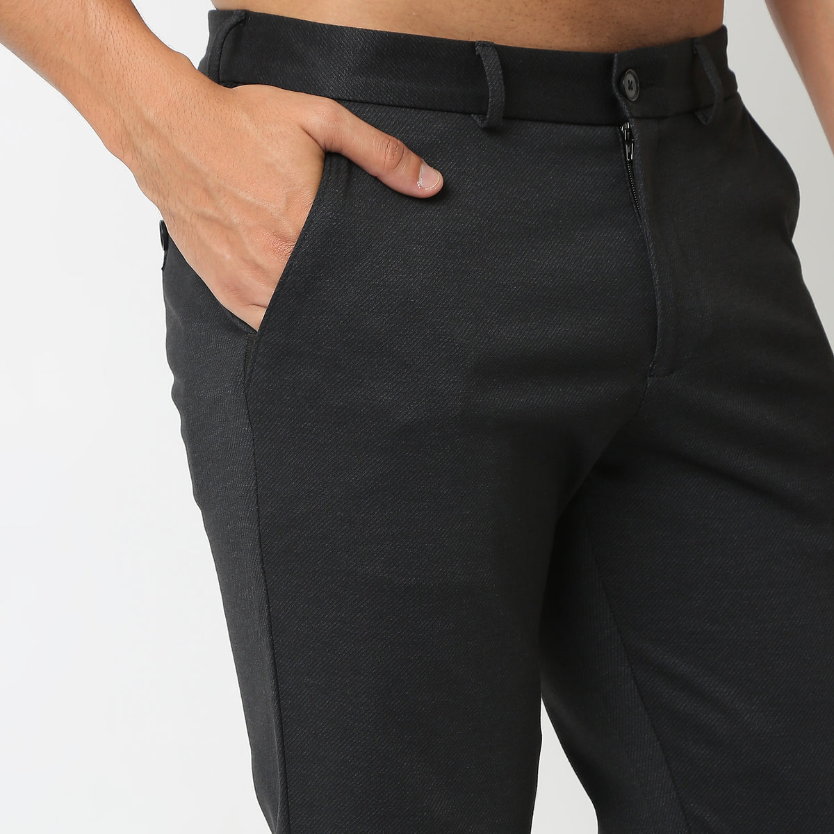 Regular Fit Solid Mid Rise Trousers