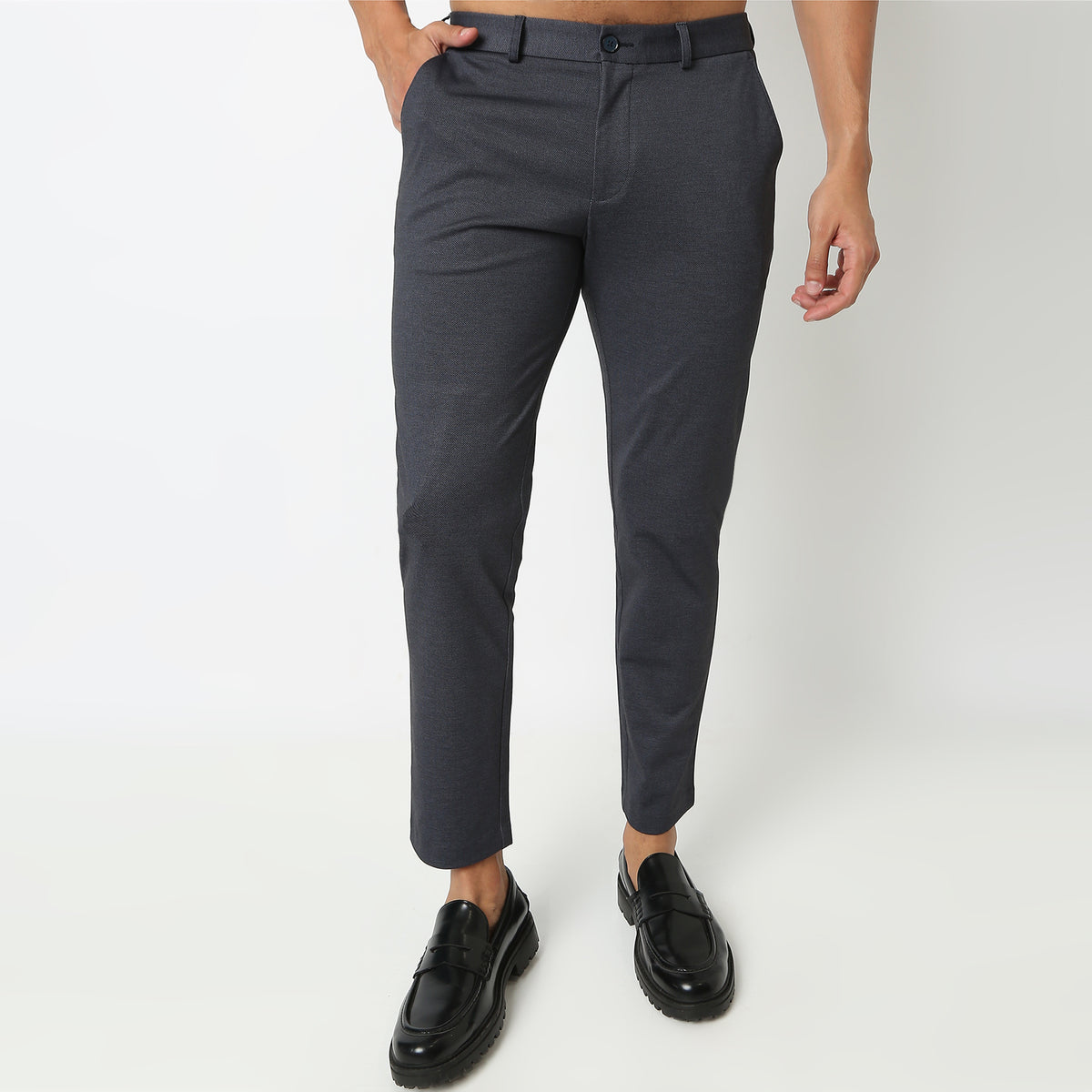 Regular Fit Solid Mid Rise Trousers