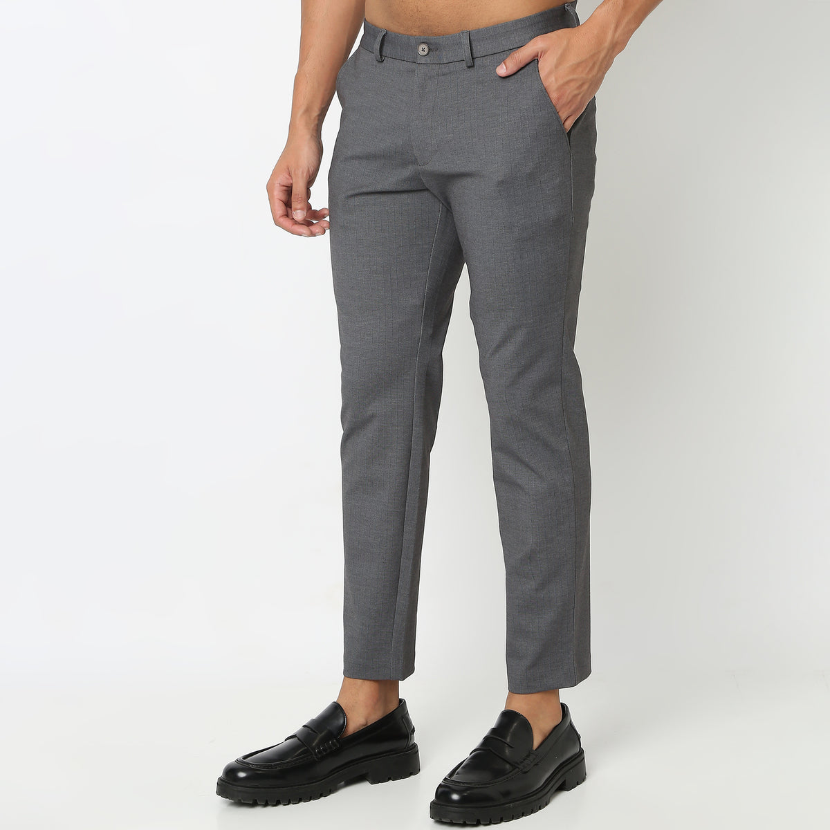 Regular Fit Solid Mid Rise Trousers