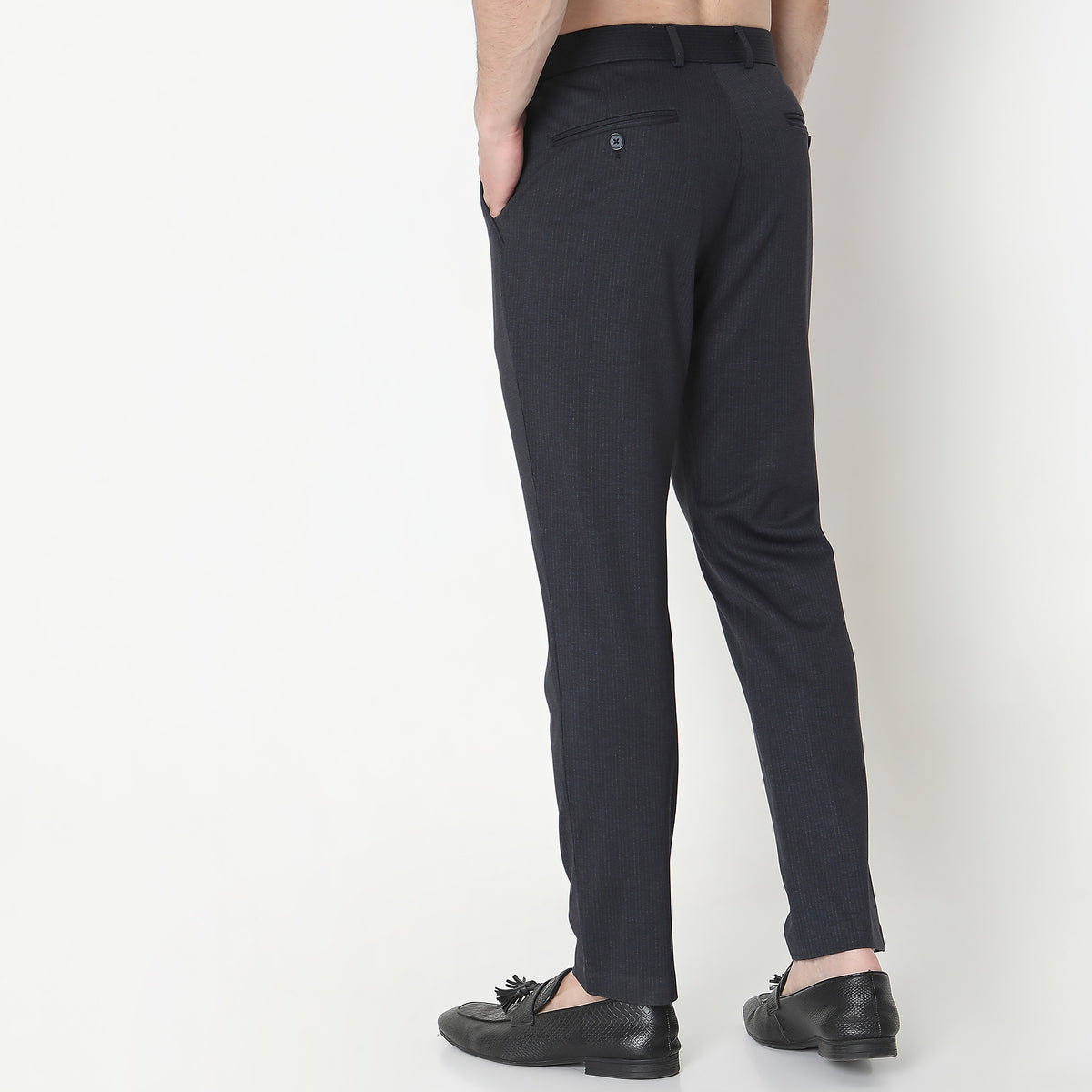 Regular Fit Solid Mid Rise Trousers