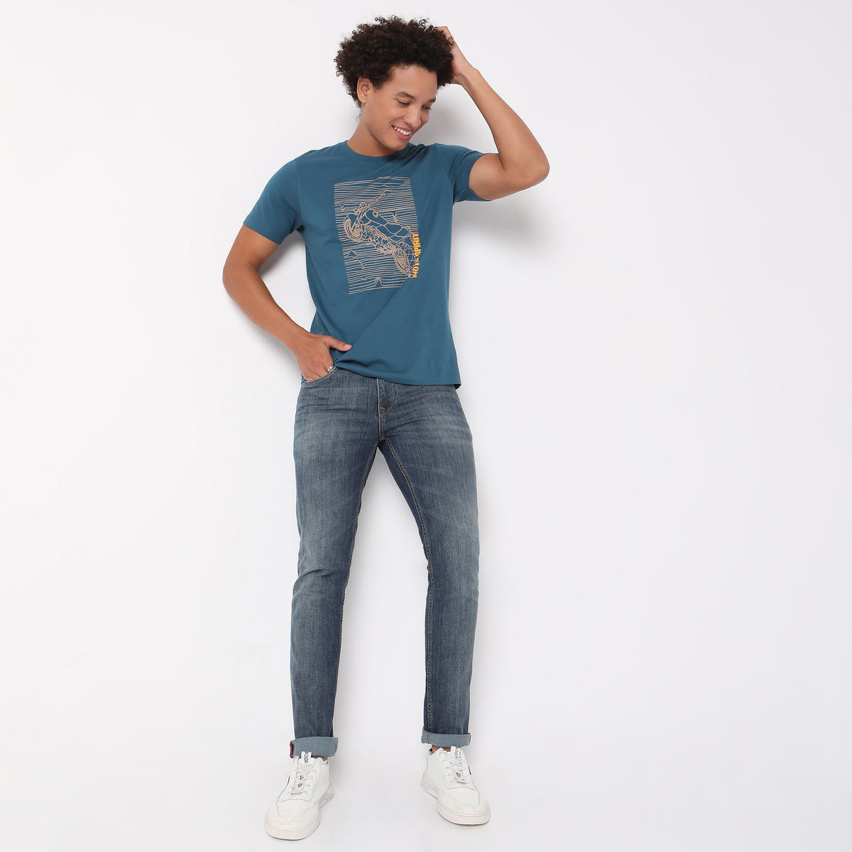 Men Wearing Regular Fit Graphic T-Shirt