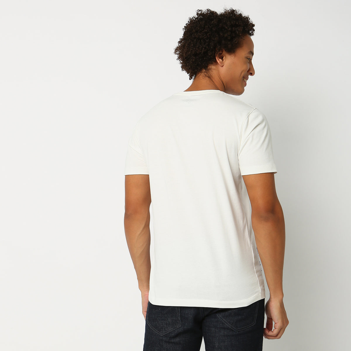 Men Wearing Regular Fit Graphic T-Shirt