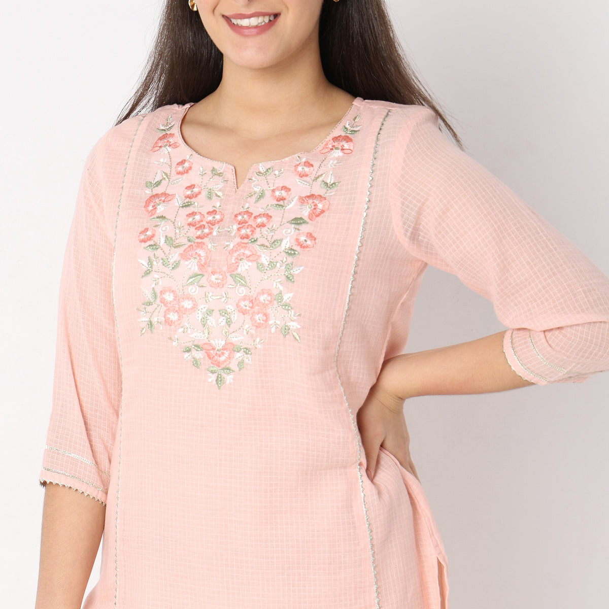 Straight Fit Embroidered Kurta