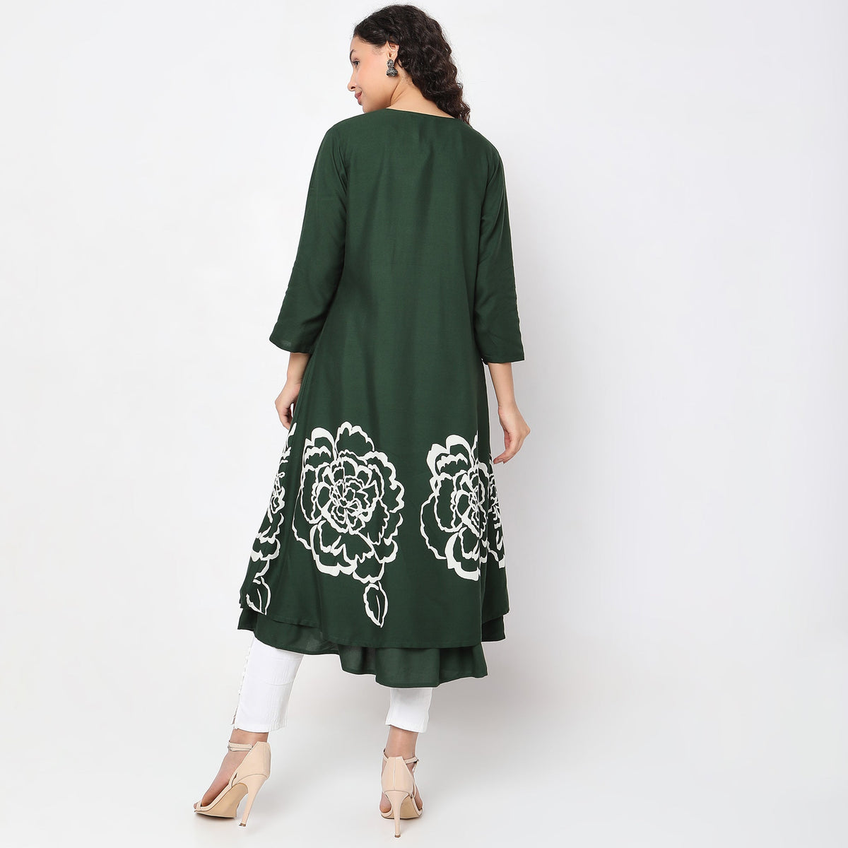 Women Wearing Flare Fit Printed Kurta