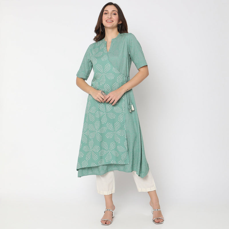 Women Wearing Flare Fit Printed Kurta