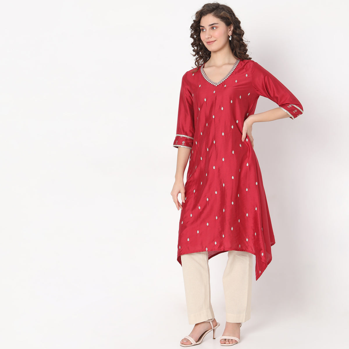 Flare Fit Embellished Kurta