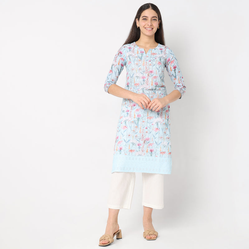 Straight Fit Embroidered Kurta