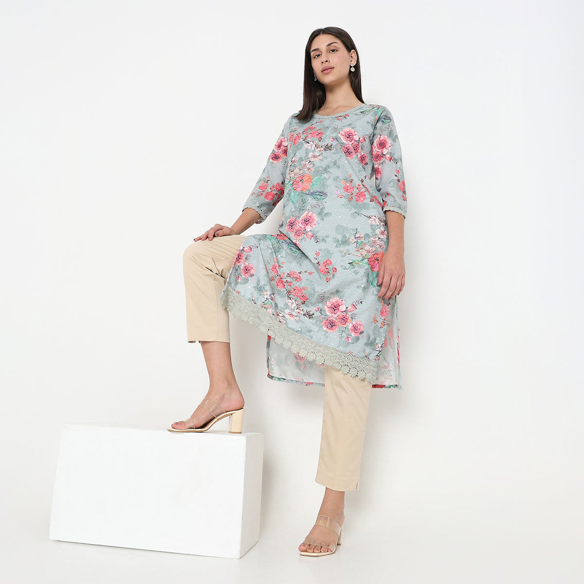 Straight Fit Printed Kurta