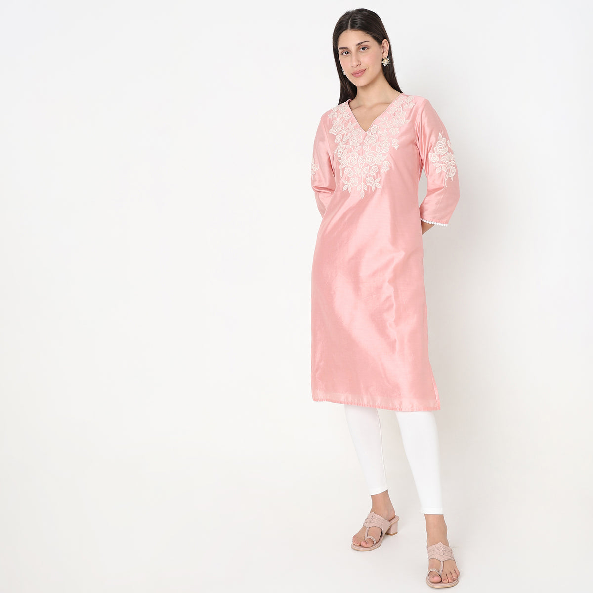 Straight Fit Embroidered Kurta