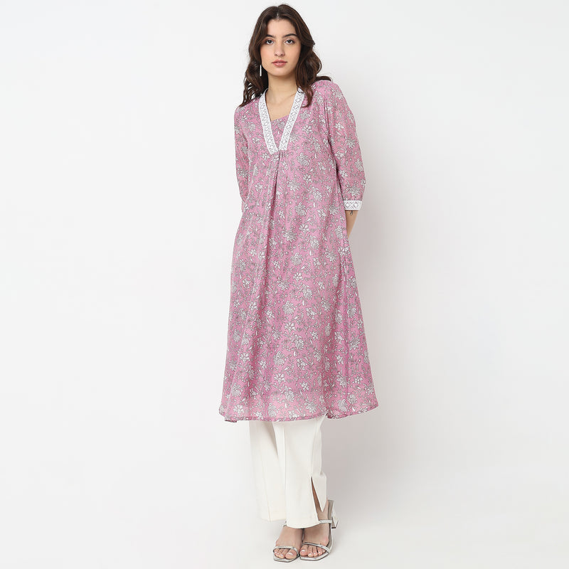 Straight Fit Printed Kurta