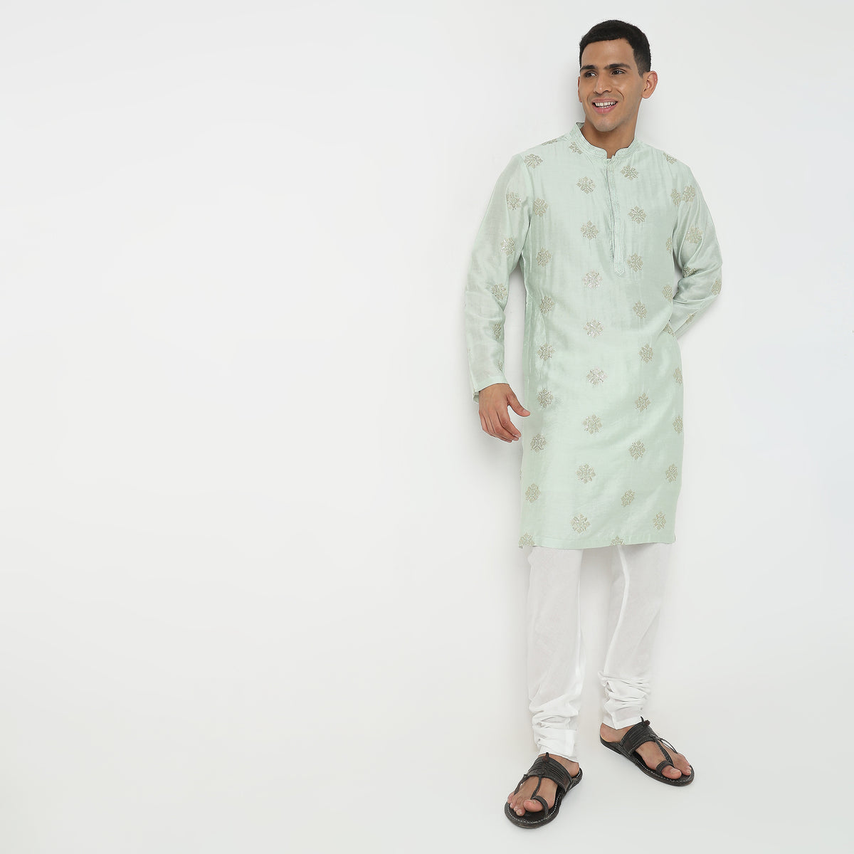 Regular Fit Embellished Kurta