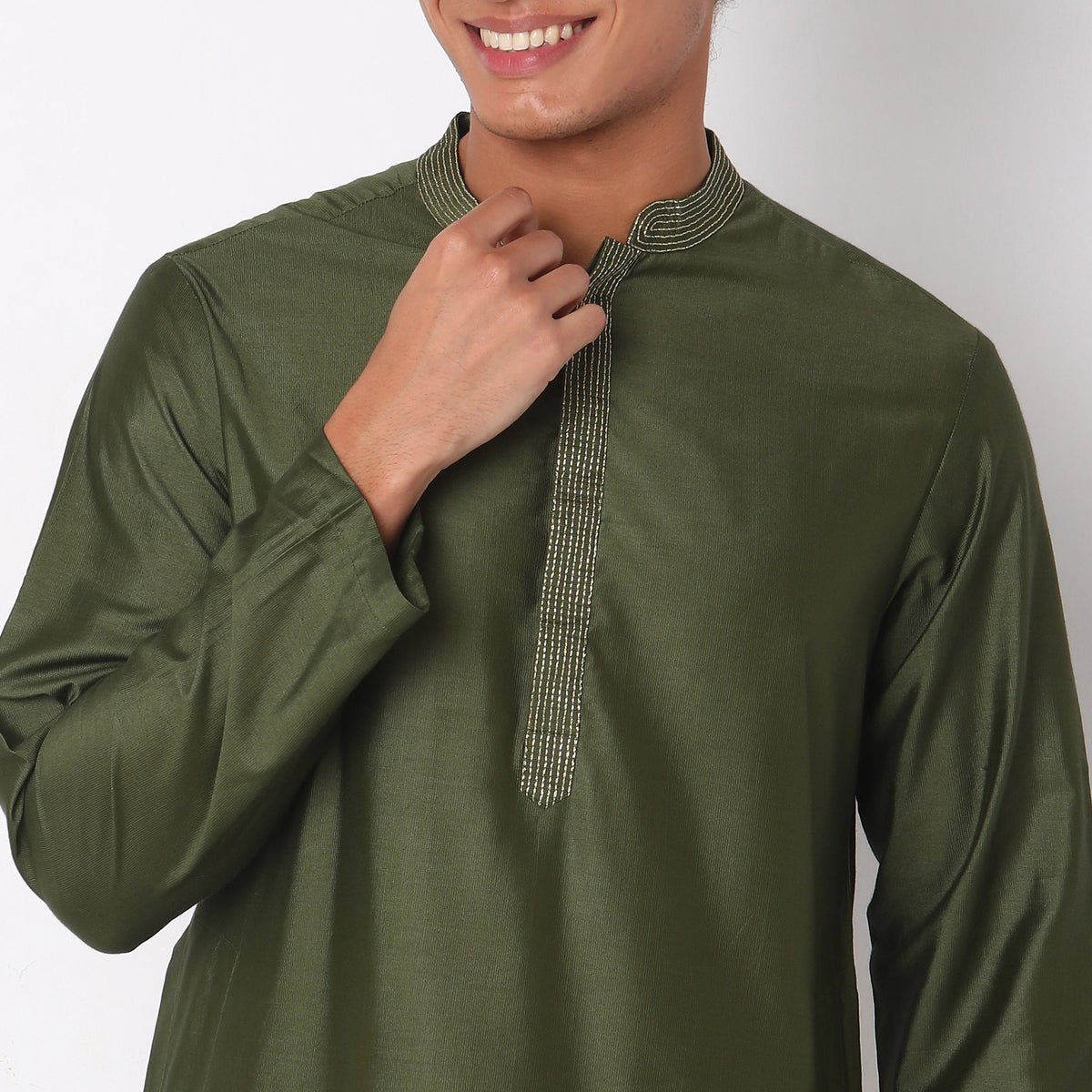 Regular Fit Solid Kurta