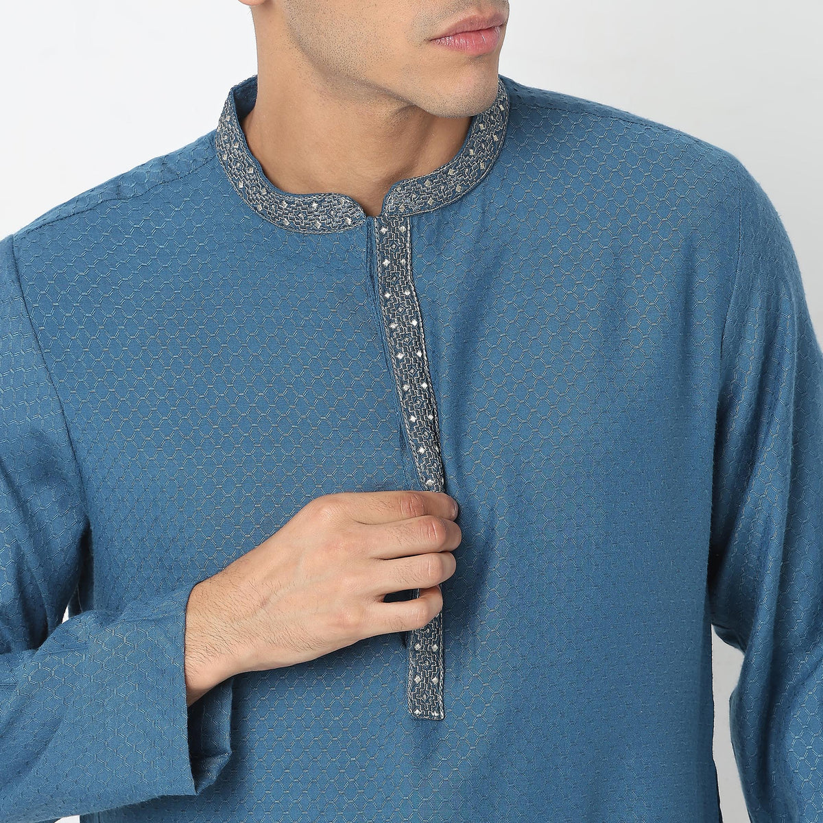 Regular Fit Structured Kurta