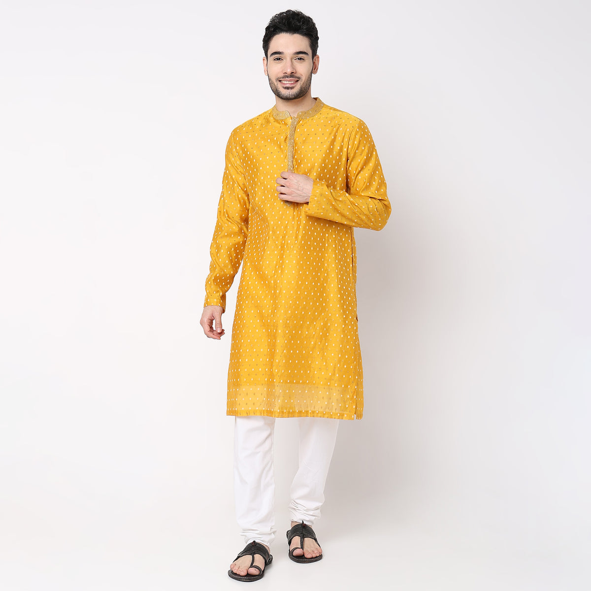 Men Wearing Regular Fit Jacquard Kurta