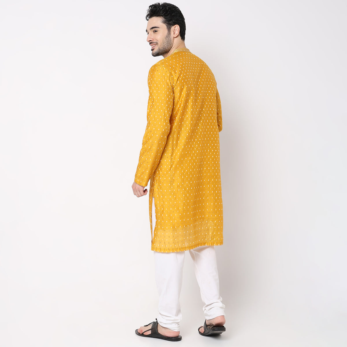 Men Wearing Regular Fit Jacquard Kurta