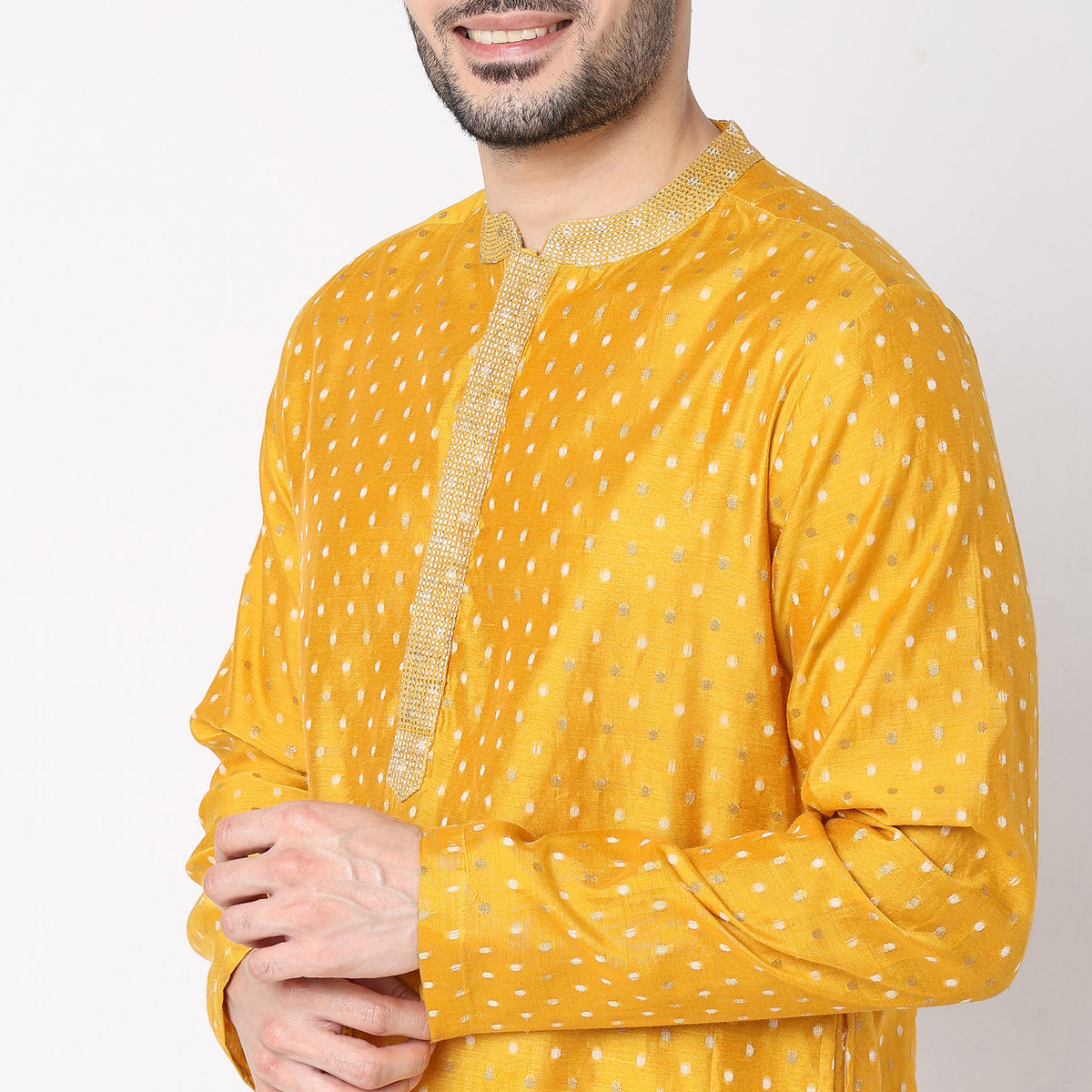 Men Wearing Regular Fit Jacquard Kurta